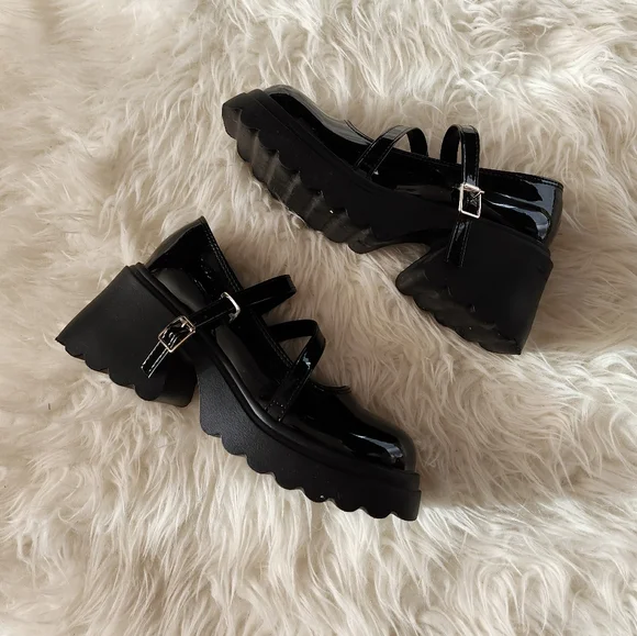 Black Faux Leather Platform Shoes - Picture 6 of 13